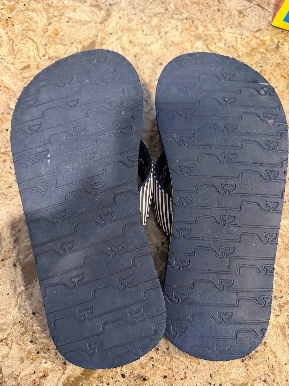 Vineyard Vines Navy Striped Strap Whale Flip Flops - Picture 2 of 2